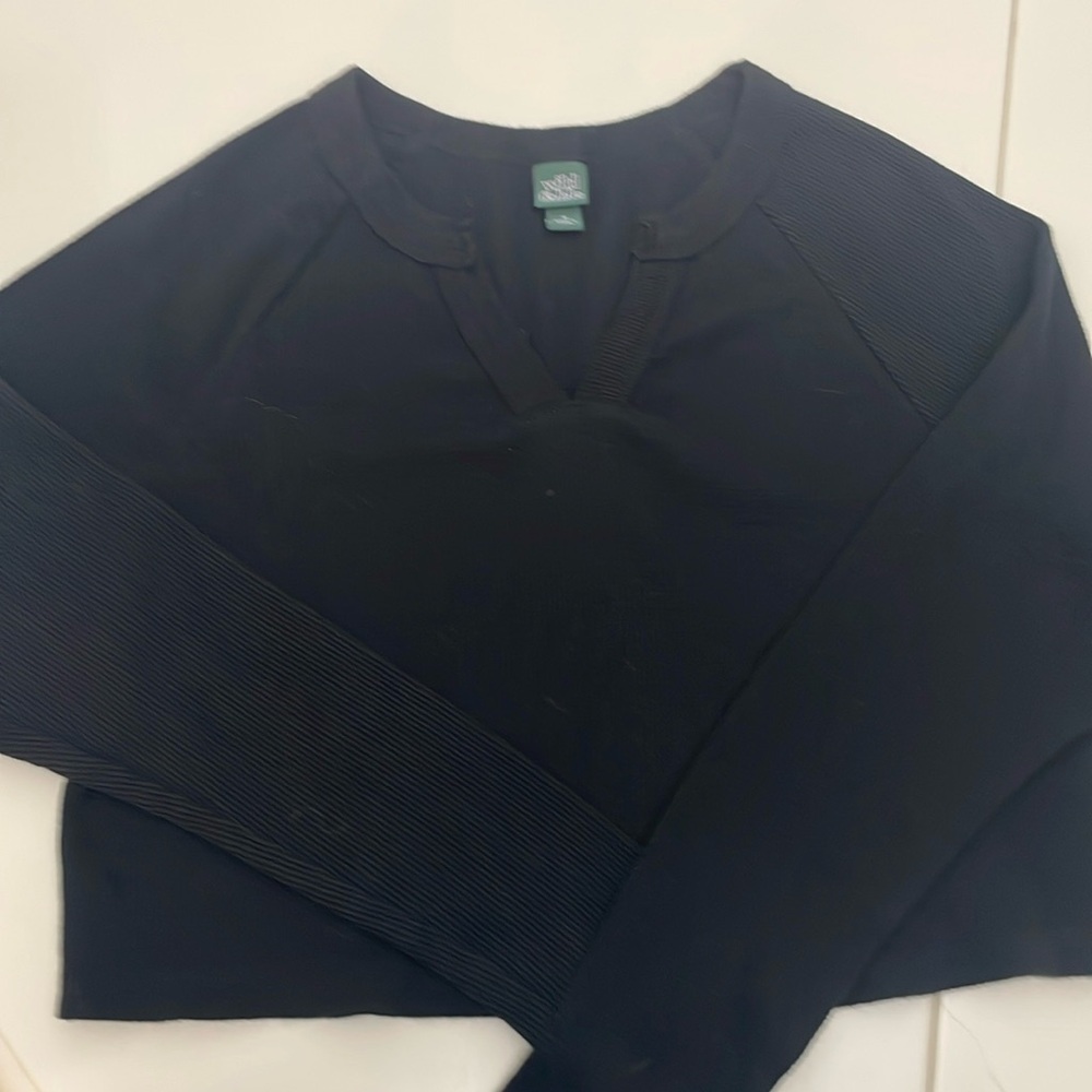 Black Henley crop top